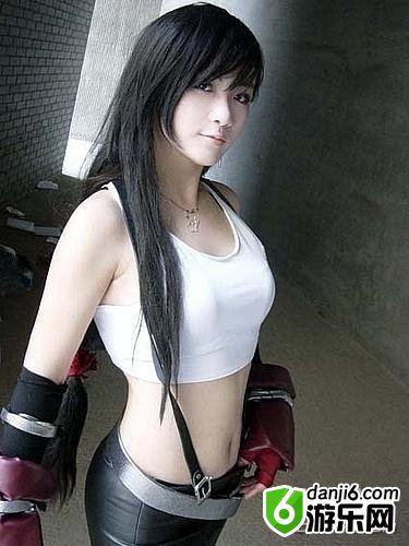 \ 盘点游戏史上十大最性感女神 《FF7》蒂法的胸部已超神