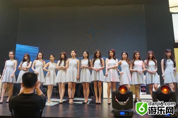 ChinaJoy 2017：大长腿、游戏、VR……你想看的都在这