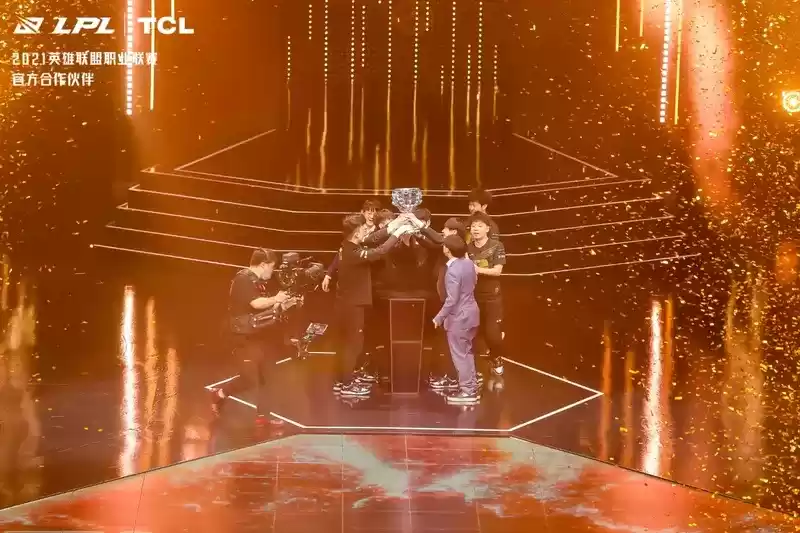 敢凭实力见！TCL携手LPL决战江城，释放大国品牌魅力