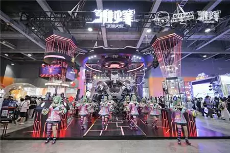 《雏蜂:深渊天使》超大BOSS空降炸翻萤火虫 49位魔灵萝莉激萌现身