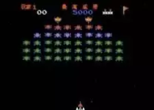 1984版小蜜蜂手机移植版经典游戏