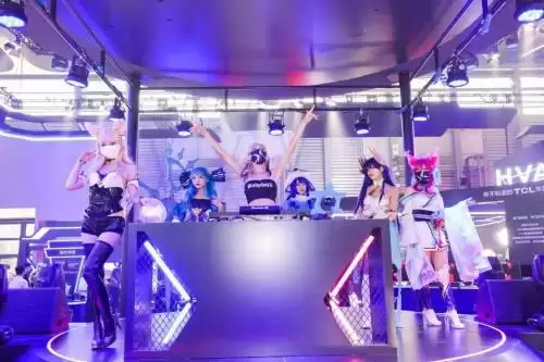 UDE&CJ双展开幕,TCL全面拥抱Z世代