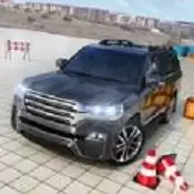 真正的普拉多停车场