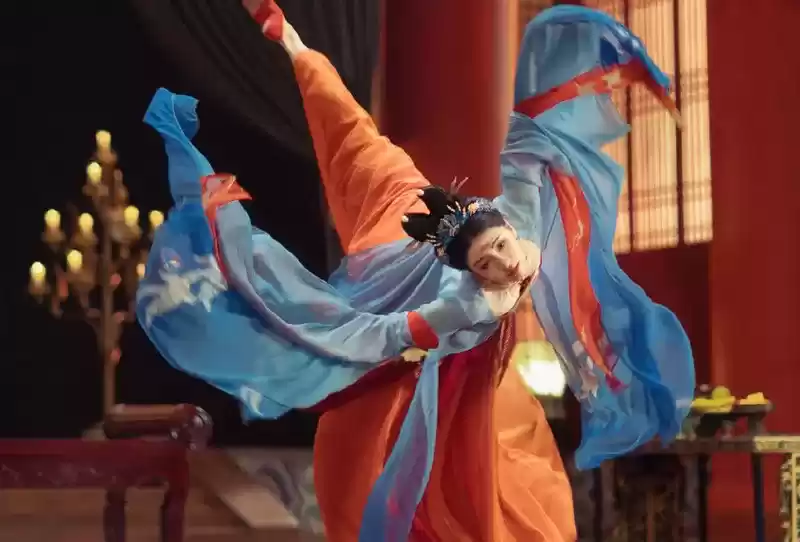 参加浪姐3的国家首席舞者唐诗逸,竟是绝对演绎女明星的“娘家人”!