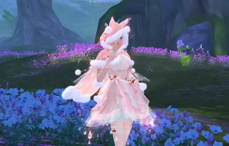 有狐绥绥,在彼淇梁,《天下》手游新时装带你化身灵狐游大荒~