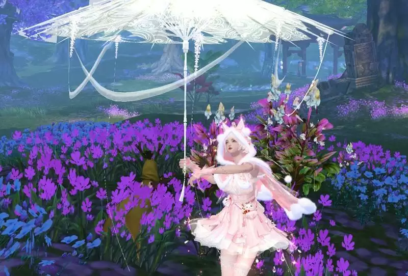 有狐绥绥,在彼淇梁,《天下》手游新时装带你化身灵狐游大荒~