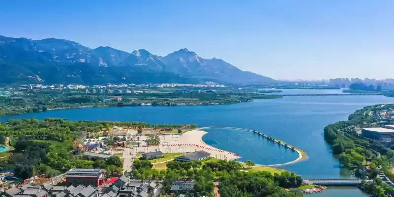 如图片无法显示,请刷新页面 【问鼎岱宗 敢当荣耀】泰安市首届王者荣耀全民电竞嘉年华即将开幕,邀你共赴荣耀之巅!