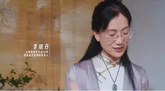 游戏 X 潮绣,《战双帕弥什》让非遗文化走进二次元