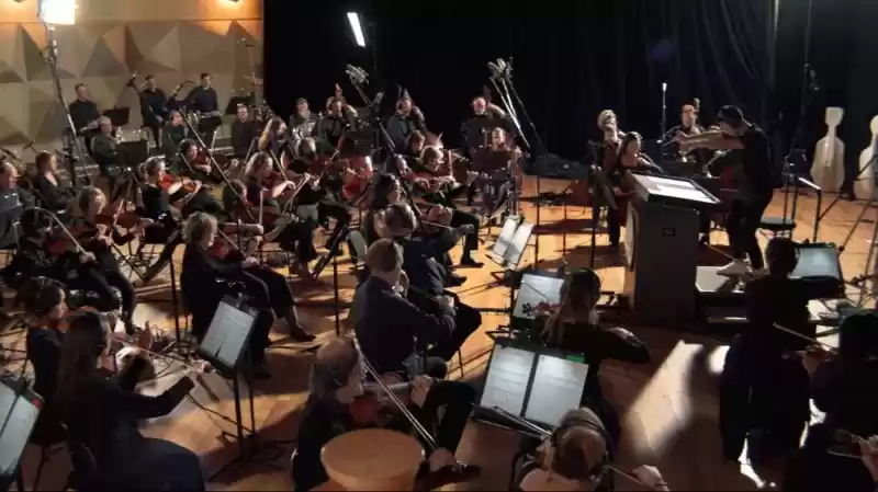 崎元仁低调现身心动,《铃兰之剑》音乐诞生纪录片正式释出