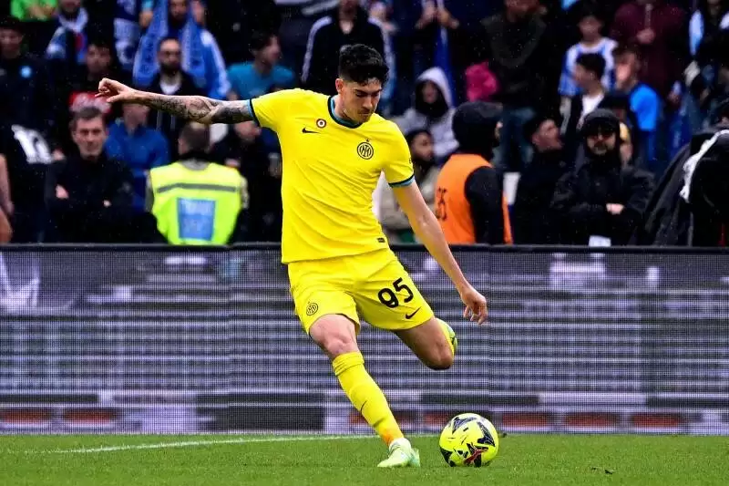 梦幻精选巴斯托尼登场,能否争夺“实一卫”?