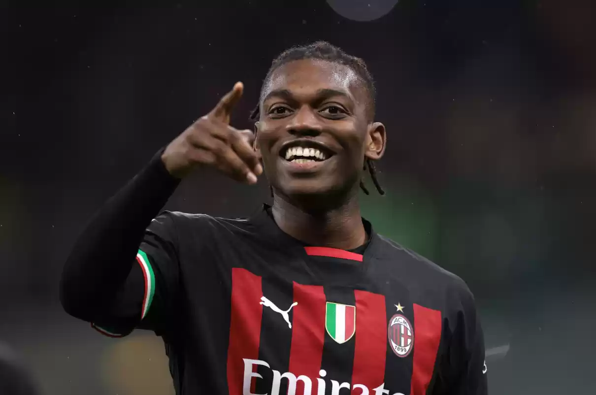 增能莱奥霸气登场,红黑疾风锐不可当