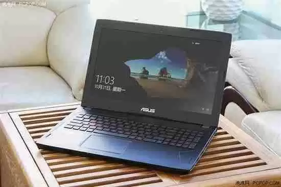 华硕飞行堡垒FX60评测：一款游戏性能出色的笔记本电脑