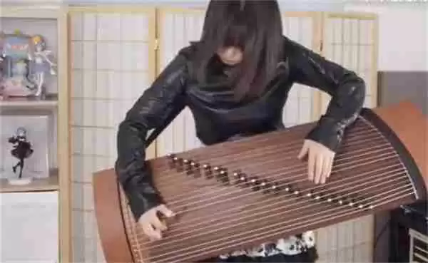 抖音摇滚古筝是什么梗