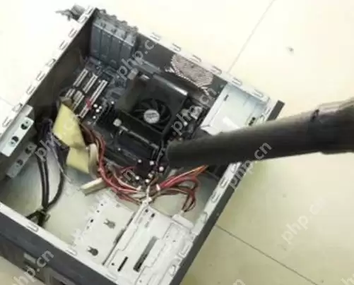 电脑显示屏不亮但是主机已开机的解决教程