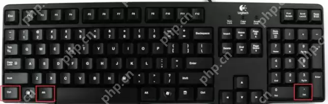 电脑开机黑屏只有鼠标怎么办？电脑开机黑屏只有鼠标的解决方法