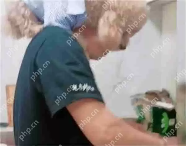 抖音煮个面都要β是什么梗