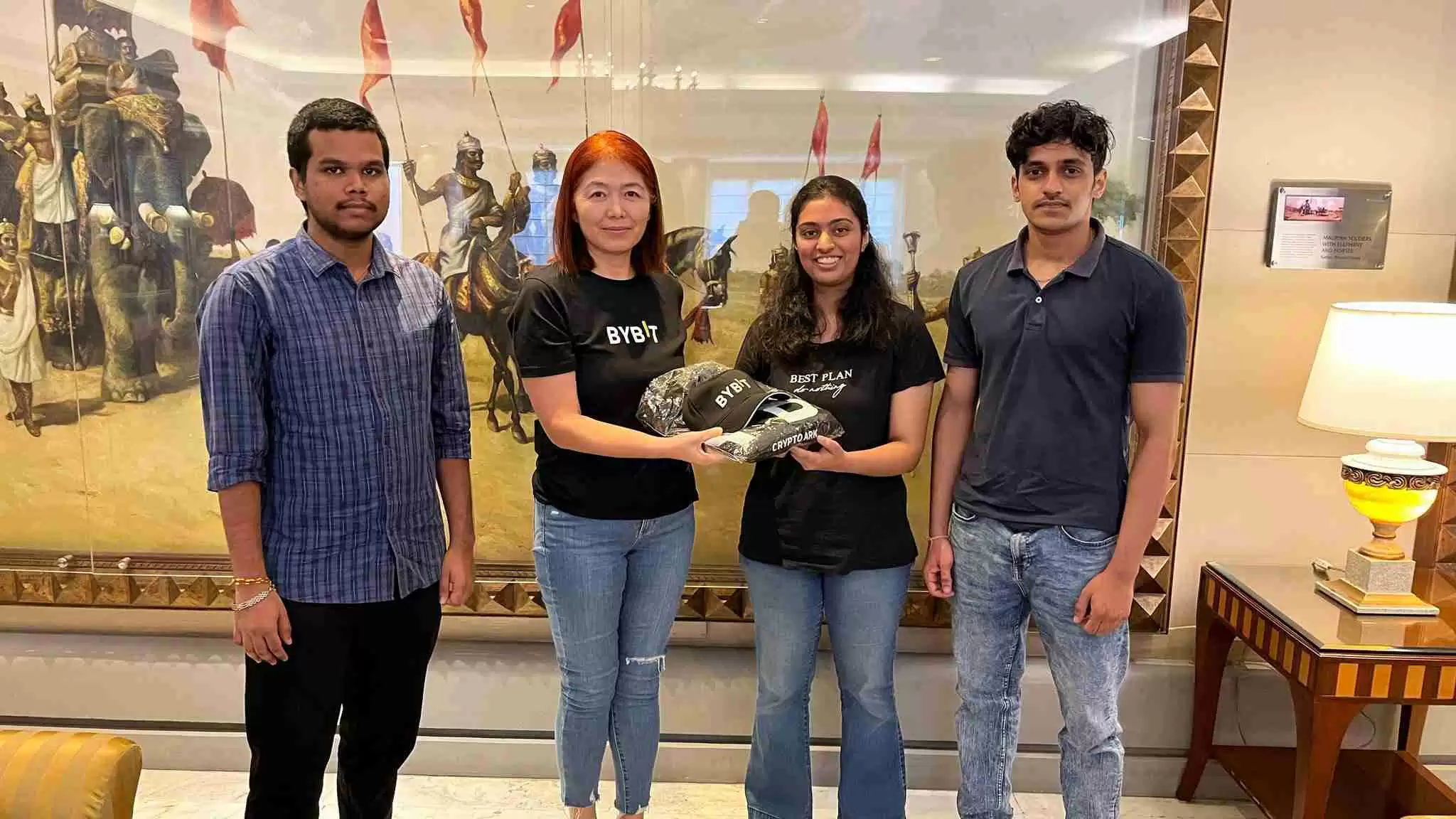 专访Bybit COO Helen：非典型的典型交易所高管，驾驭全球化风险与挑战