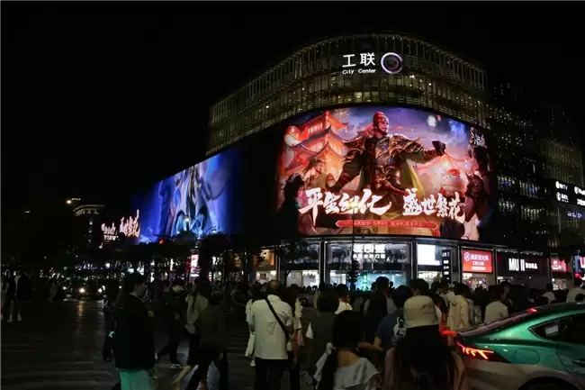 角色明星化、开黑妙妙杀、魔将首发，三国杀在社交上又玩出了新花样