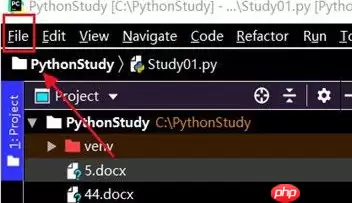 pycharm如何实现创建表格?pycharm实现创建表格的方法