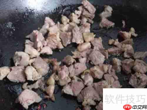 低脂高蛋白：牛肉炒丝瓜健康食谱