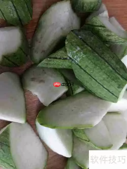 低脂高蛋白：牛肉炒丝瓜健康食谱