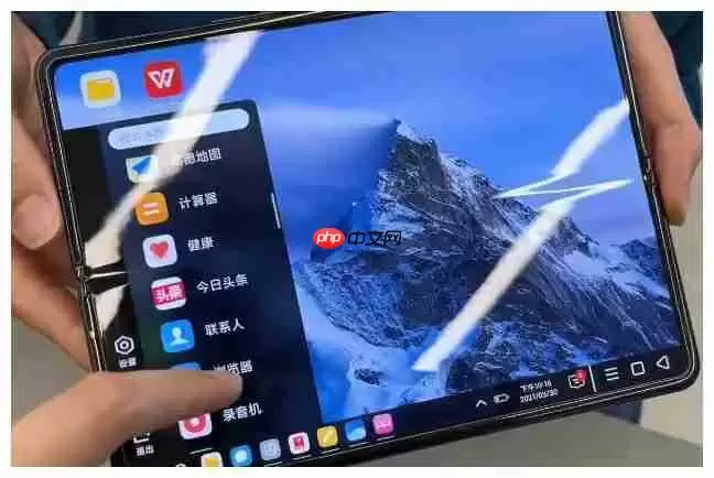 小米MIXFOLD屏幕是哪家的