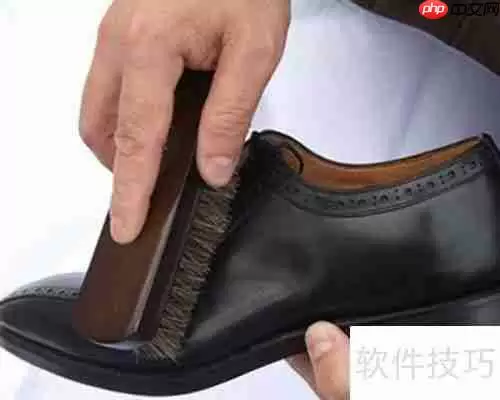 皮鞋保养小技巧，学会这些轻松打理！