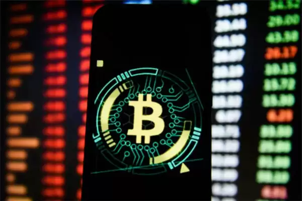 btc短时跌破70000美元