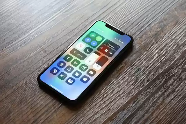 如何辨认苹果手机的真伪