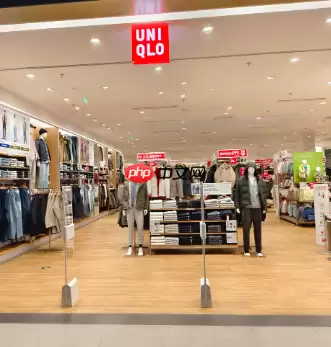 优衣库小程序退货邮费自理吗 优衣库小程序买的可以去实体店退吗