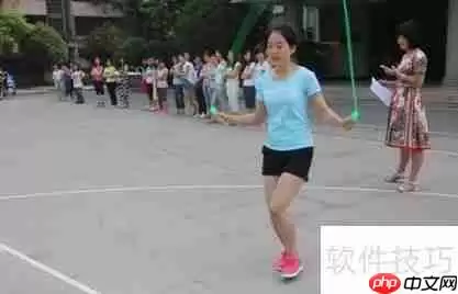 掌握跳绳双摇技巧,提升爆发力与协调性!