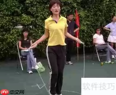 掌握跳绳双摇技巧,提升爆发力与协调性!