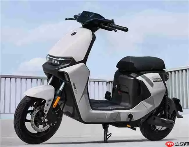 新国标电自也越级?九号电动Mz 110巅峰续航+智驾有点猛