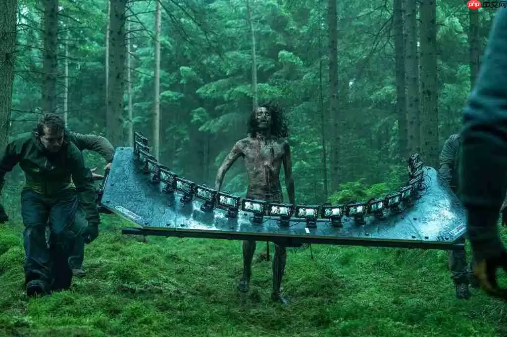 《惊变 28 年》导演丹尼・博伊尔解释影片为何用 iPhone 拍摄:轻便、简单