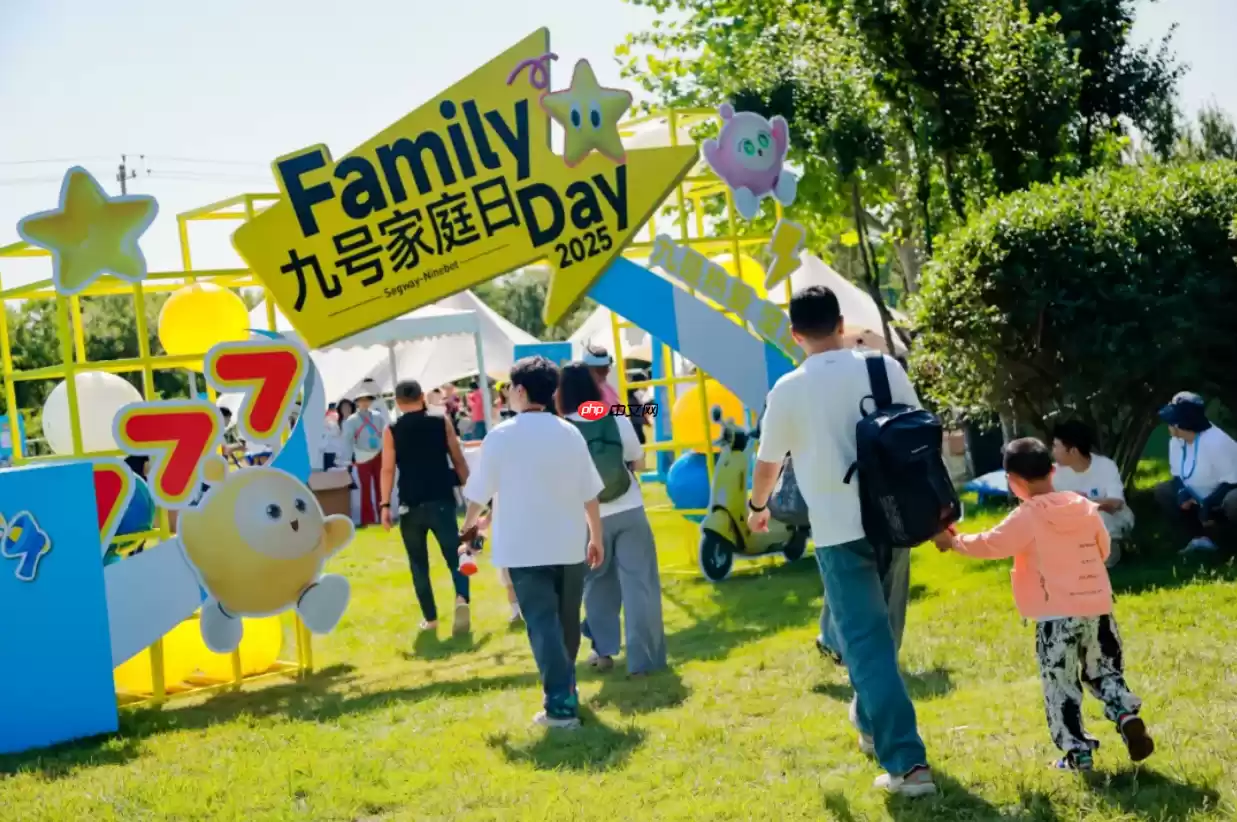 “爸妈，这是你们公司的车吗？也太酷了吧！”｜九号家庭日