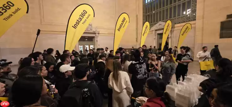 影石创新正式登陆科创板，开盘大涨285%，总市值超700亿元