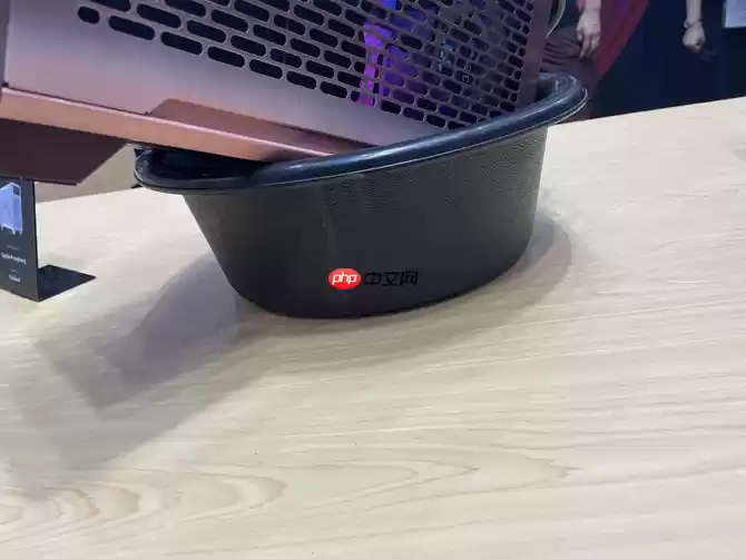 《黑神话》主题太帅了！PC科技展超酷炫MOD机箱欣赏