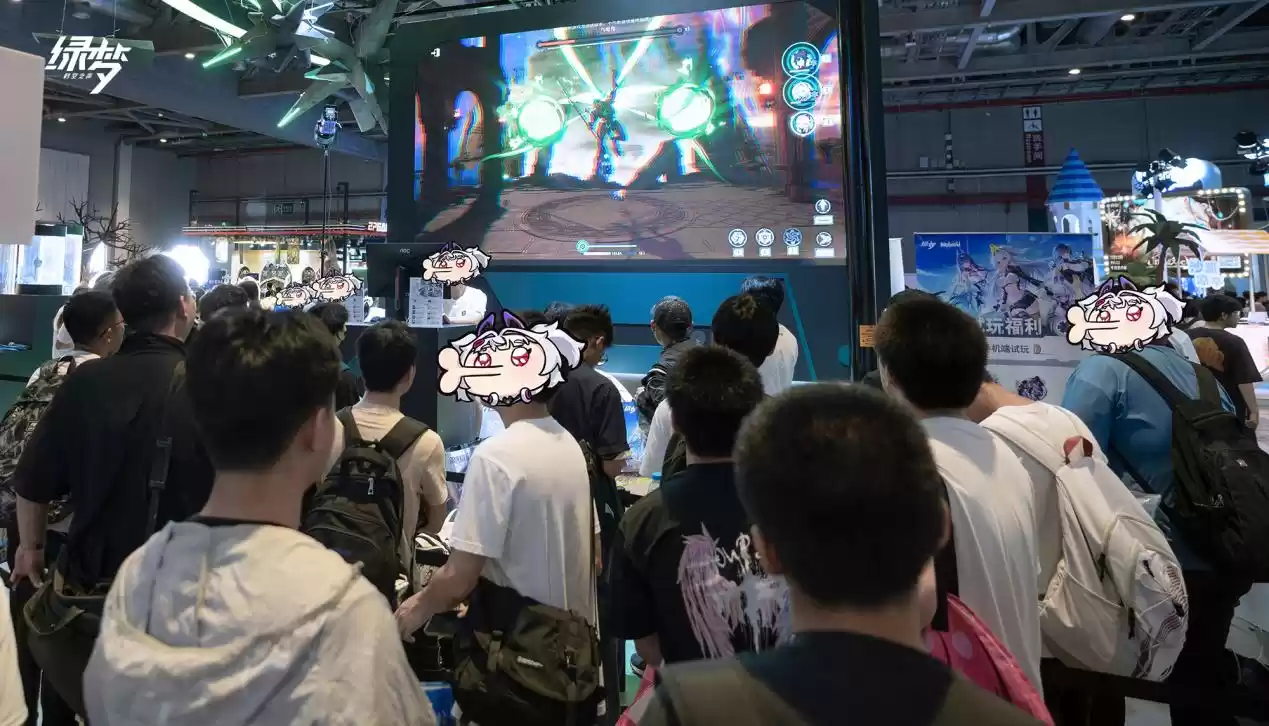 二次元ACT新游燃动BW2025《绿梦:时空之声》展台引爆现场试玩热潮