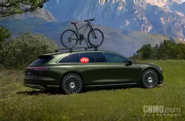 余承东宣布鸿蒙智行首款旅行车享界S9T 首批官图放出