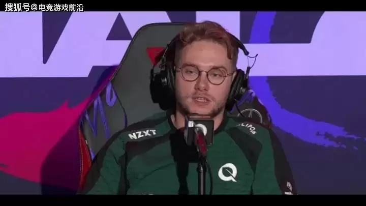 7月10号电竞游戏前沿:T1今日对战GEN、MSI四强出炉、NIP阵容调整、FLY出局、BLG淘汰G2、SEN 2-1 XLG、EDG 2-1 100T... 7月10号电竞游戏前沿:T1今日对战GEN、MSI四强出炉、NIP阵容调整、FLY出局、BLG淘汰G2、SEN 2-1 XLG、EDG 2-1 100T...