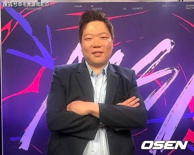 访谈 