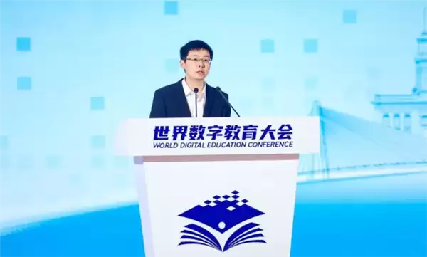 宇树科技创始人王兴兴：AI将深刻改变教育 但不会取代教师