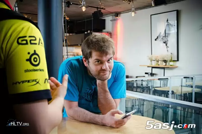 ceh9警告s1mple回归NAVI是严重错误:双方已无合作基础 FaZe替补表现证明确需向前看 ceh9警告s1mple回归NAVI是严重错误:双方已无合作基础 FaZe替补表现证明确需向前看