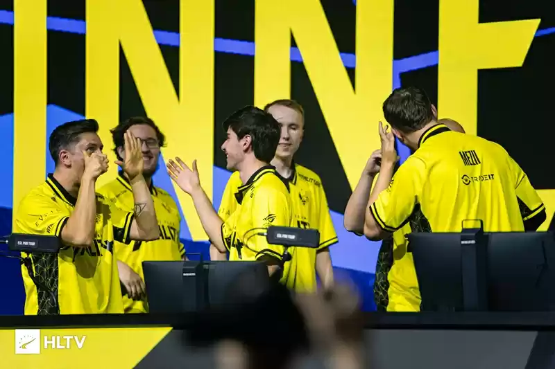 Vitality表现经理:队伍的化学反应真的太重要了! Vitality表现经理:队伍的化学反应真的太重要了!