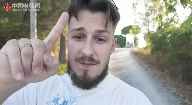 jL发布视频:暂别CS赛场半年,专注健康、婚姻与内容创作 jL发布视频:暂别CS赛场半年,专注健康、婚姻与内容创作