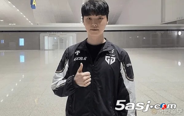 Chovy专访:AL是MSI头号警惕对手 盛赞Shanks瑞兹安妮绝活 Chovy专访:AL是MSI头号警惕对手 盛赞Shanks瑞兹安妮绝活