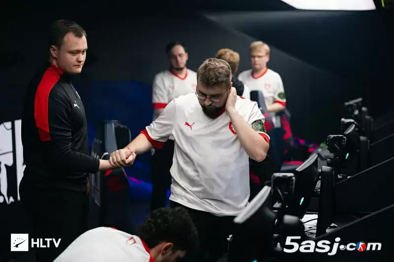 MOUZ狙击手torzsi赛后专访：Vitality成最大心魔 下赛季誓破冠军壁垒 