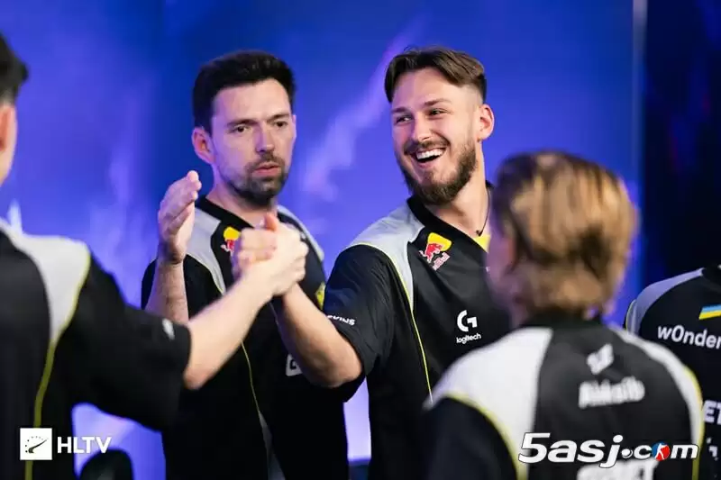 奥斯汀Major巅峰对决：s1mple、ZywOo、donk三代TOP1首度同台竞技