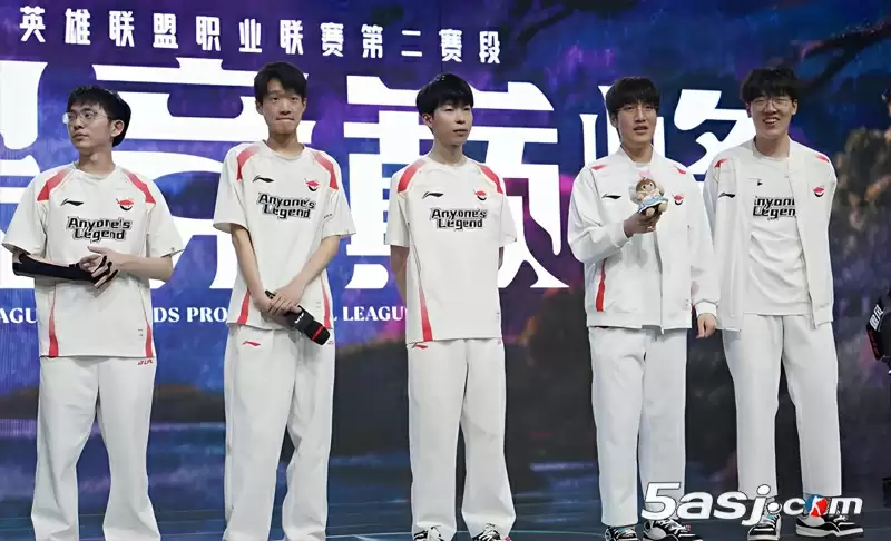 LPL第二阶段季后赛:黑马逆袭!AL让一追二力克WBG 获MSI晋级生死战资格 LPL第二阶段季后赛:黑马逆袭!AL让一追二力克WBG 获MSI晋级生死战资格