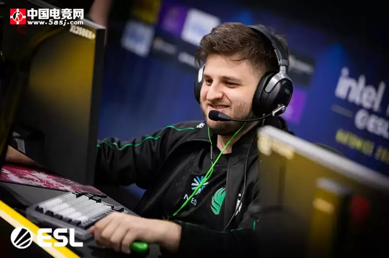 FaZe狙击手人选分析:s1mple、broky、degster谁是最佳选择 FaZe狙击手人选分析:s1mple、broky、degster谁是最佳选择